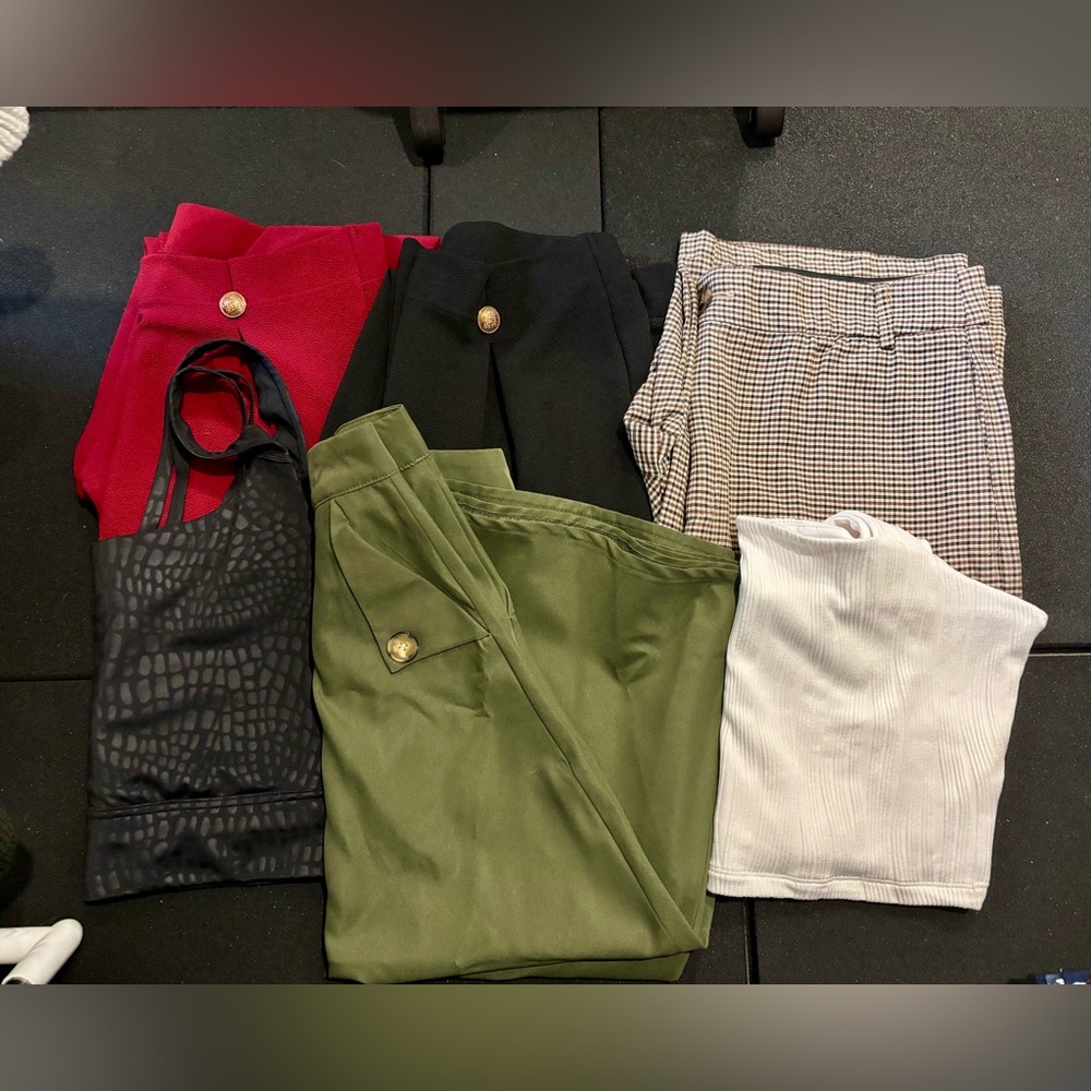 PRE-OWNED Bundle of 6 pieces of clothes | Size XL | NON-NEGOTIABLE